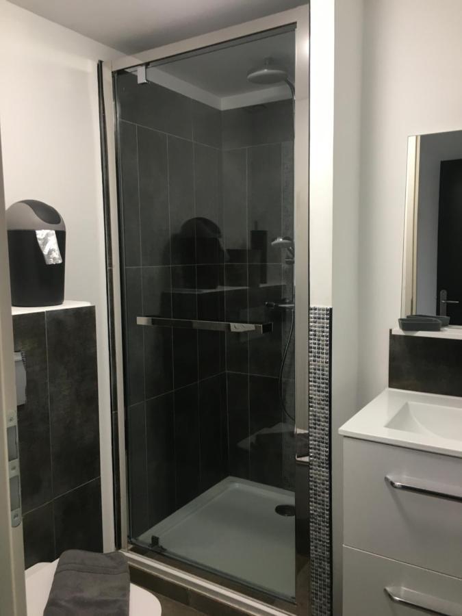 Appartement La Pomme D'Or L'Isle-sur-la-Sorgue Bagian luar foto